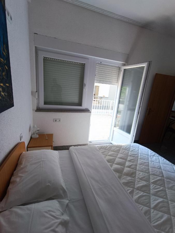 Apartmani Centar Стариград-Пакленица Экстерьер фото