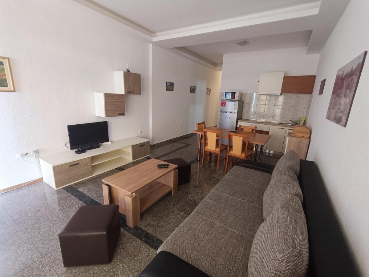 Apartmani Centar Стариград-Пакленица Экстерьер фото